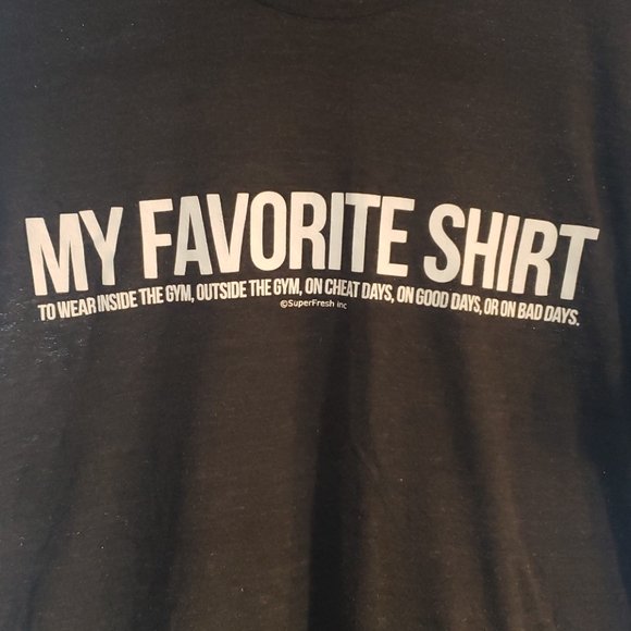 My favorite shirt. Limited print from super fresh - Picture 2 of 4